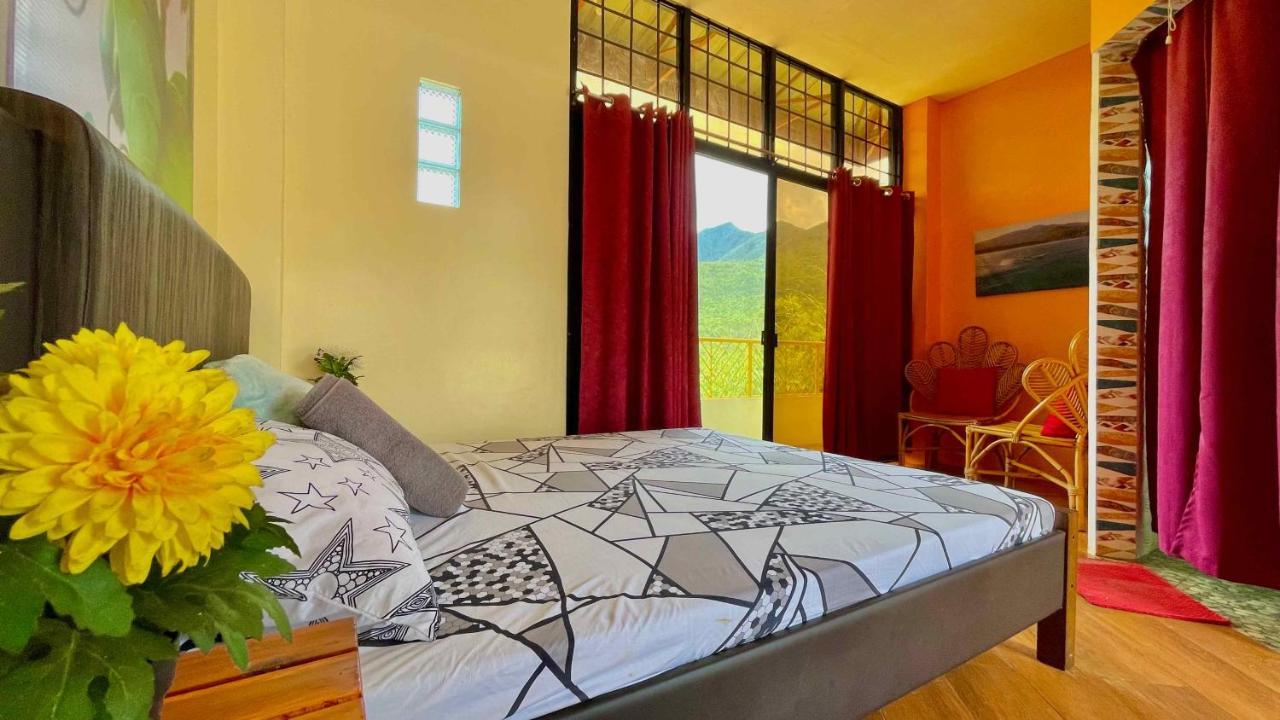 Blue Moon Guesthouse Puerto Princesa Dış mekan fotoğraf