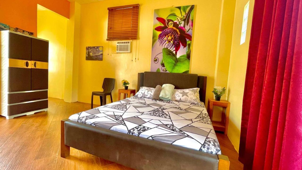 Blue Moon Guesthouse Puerto Princesa Dış mekan fotoğraf